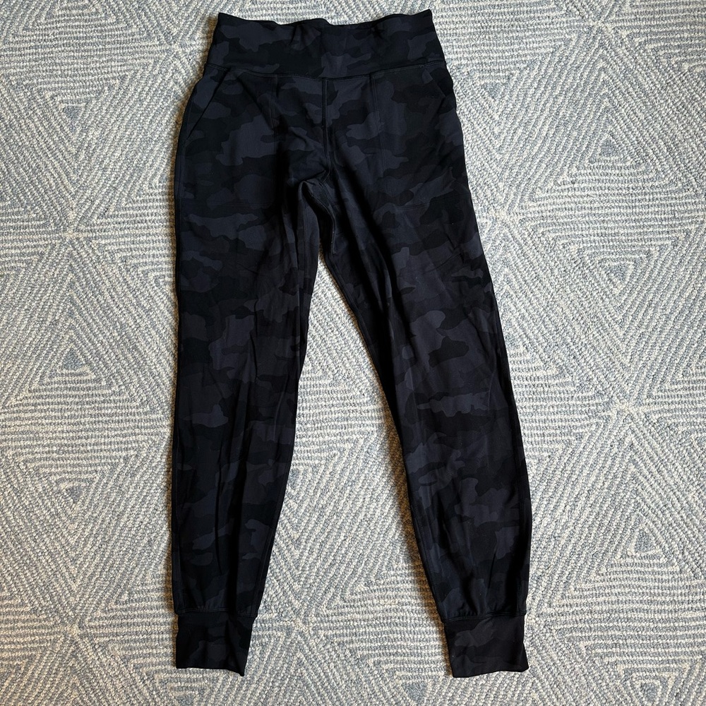 Lululemon jogger pants